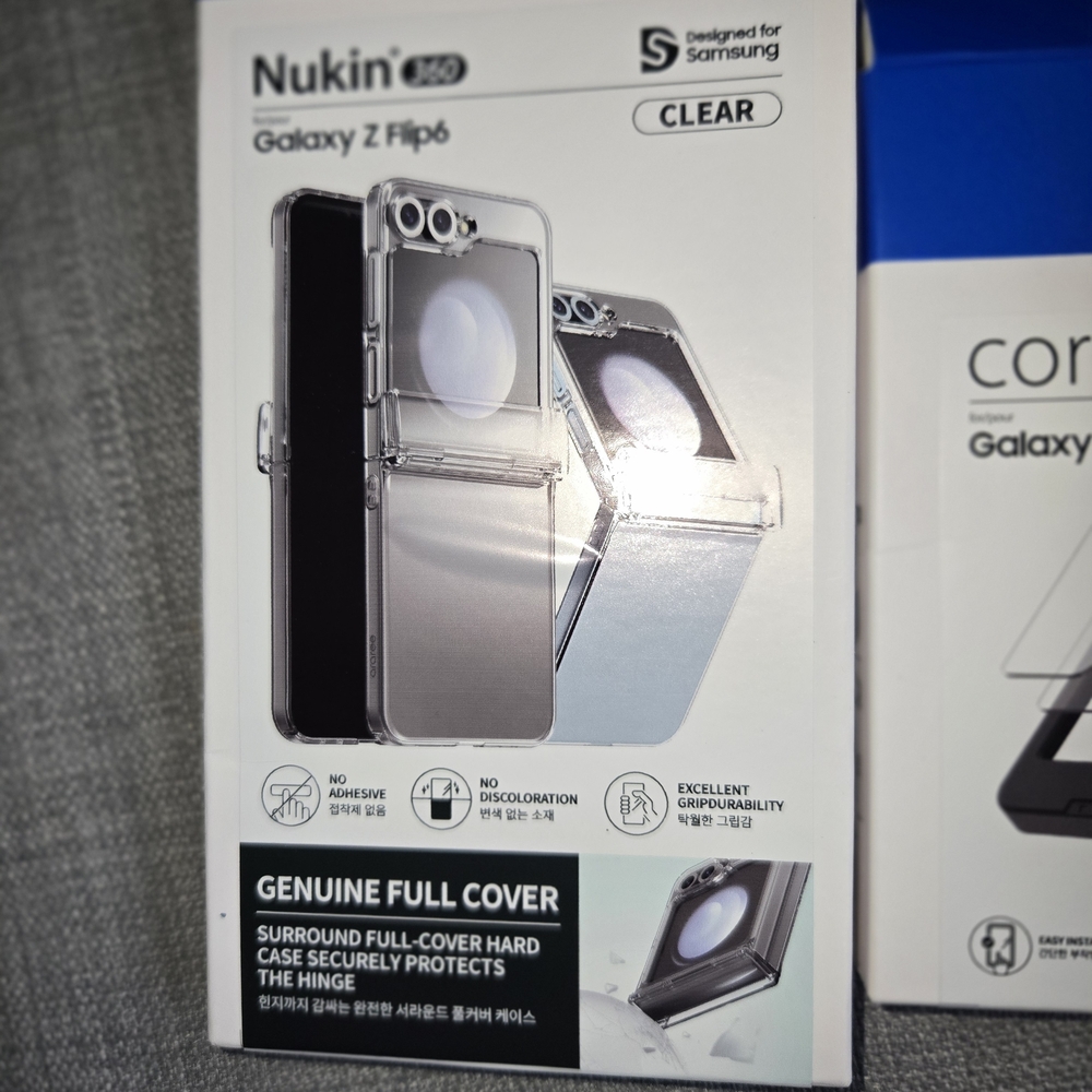 araree Clear Full-Cover Case for Galaxy Z Flip6 - Clear - Picture 3 of 3